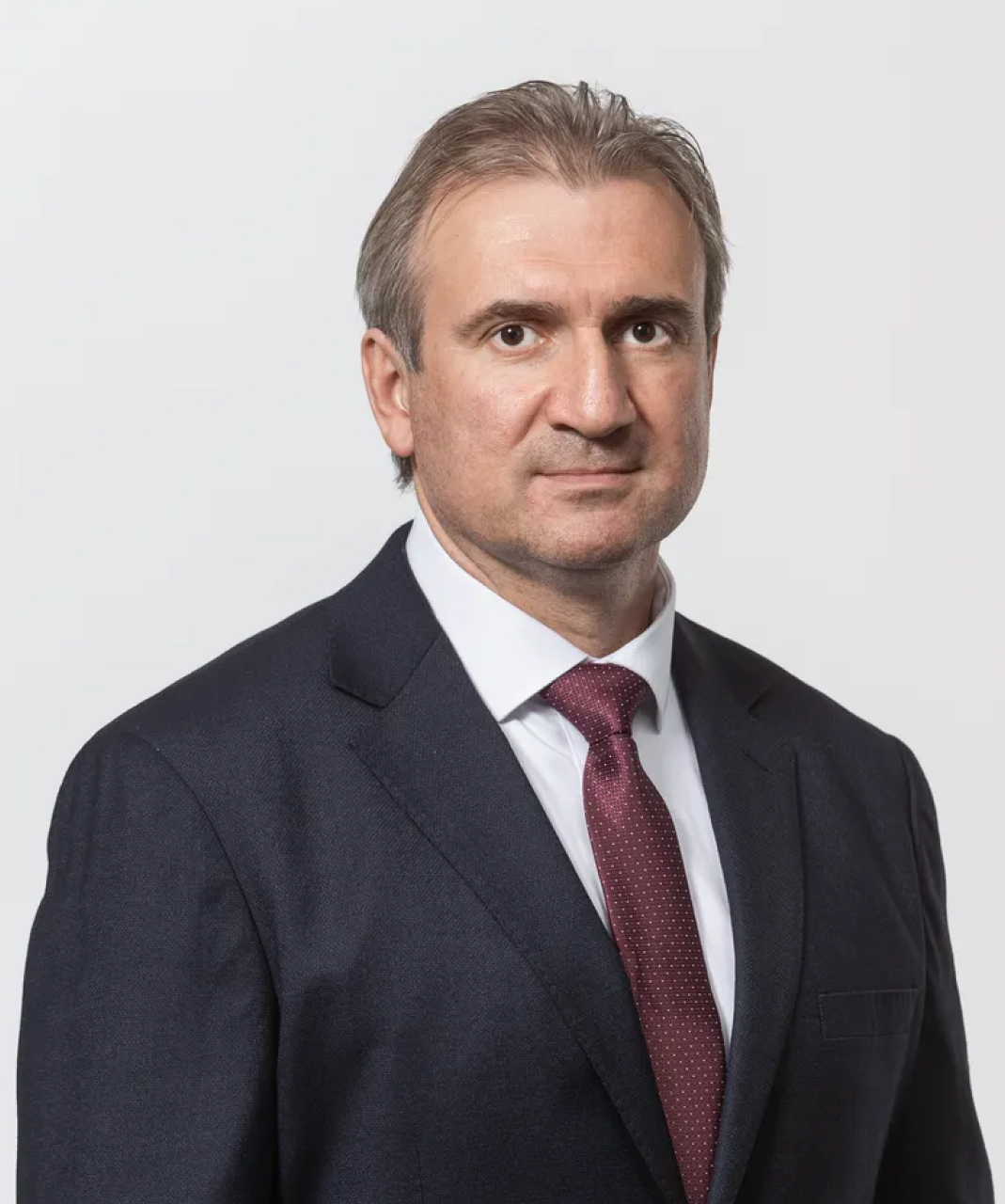 Генеральный директор