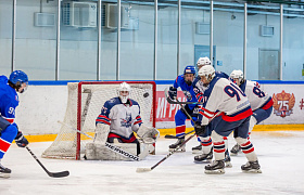 Играют юниоры