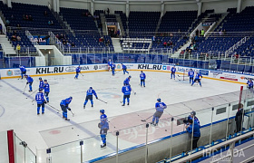 Артис Аболс берет в Нижнекамск 25 игроков